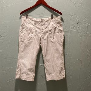 Eddie Bauer 
6P white capris
